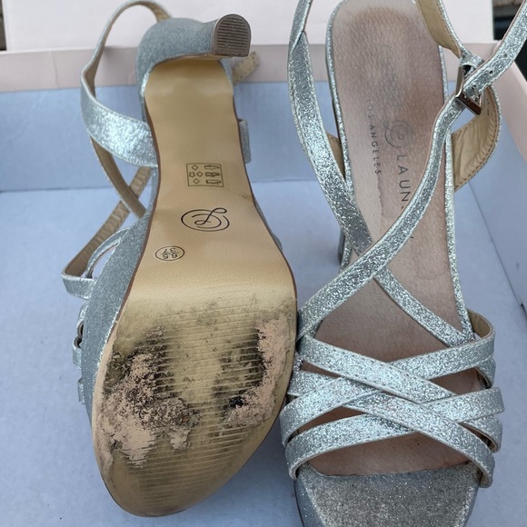 Chinese Laundry Teaser 2 Heels in Silver - Picture 3 of 6